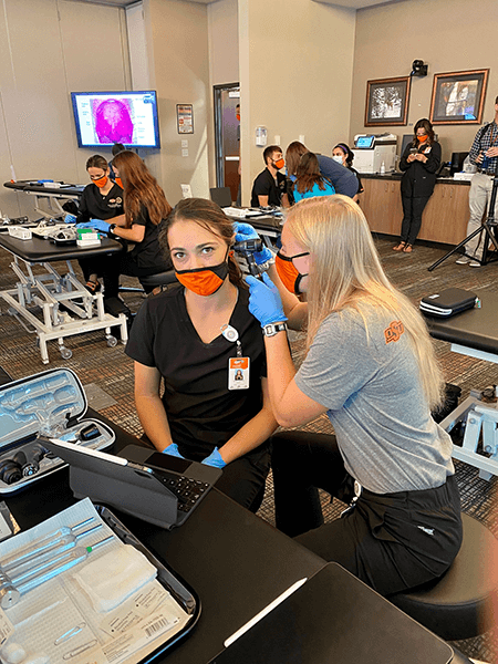 Students participate in their Medical Science Foundation lab.